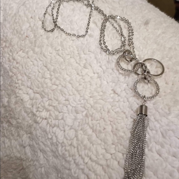 🆕 Diva in Diamonds Necklace & earrings - Picture 2 of 3